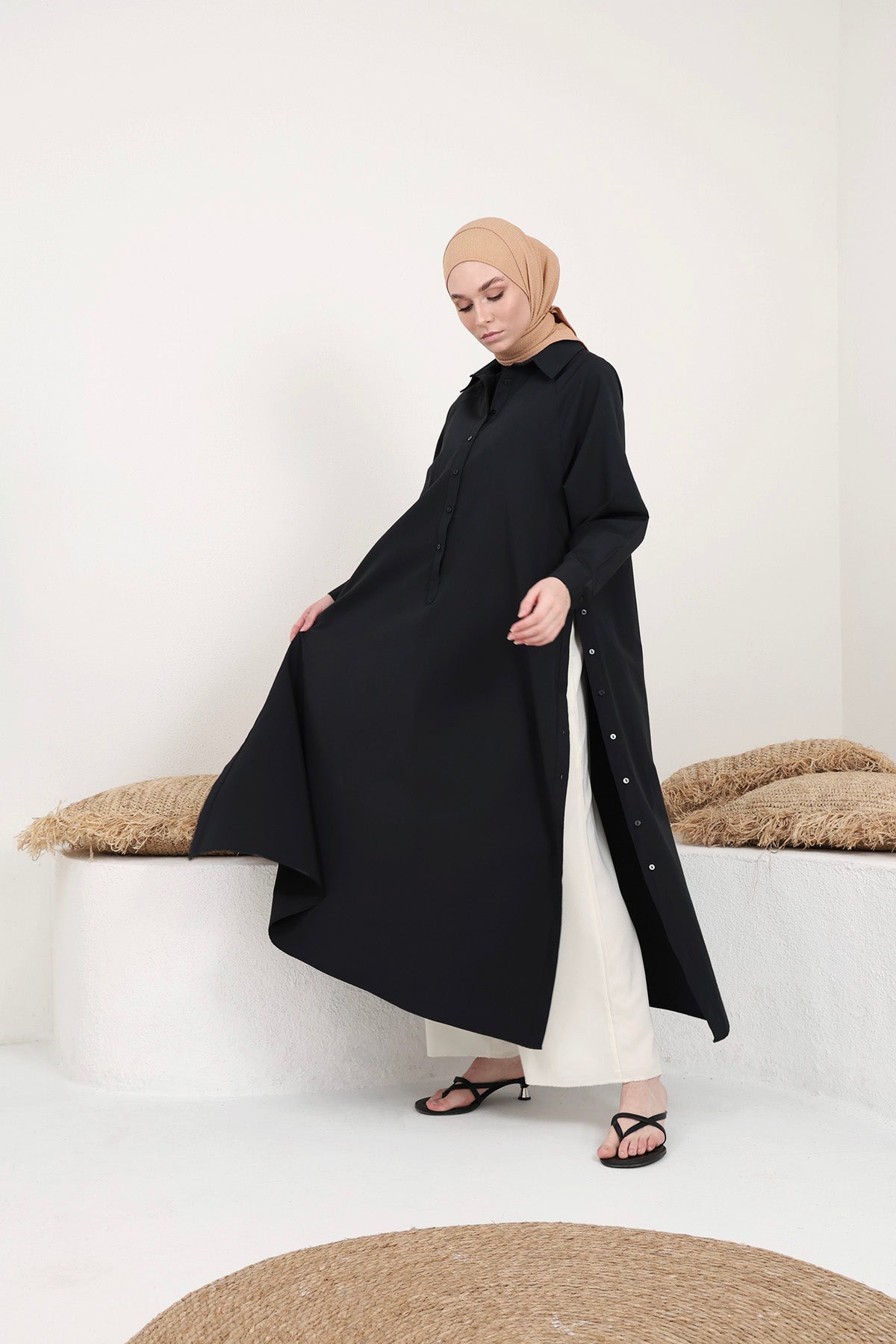 Maxi Shirt With Slits in Black Color