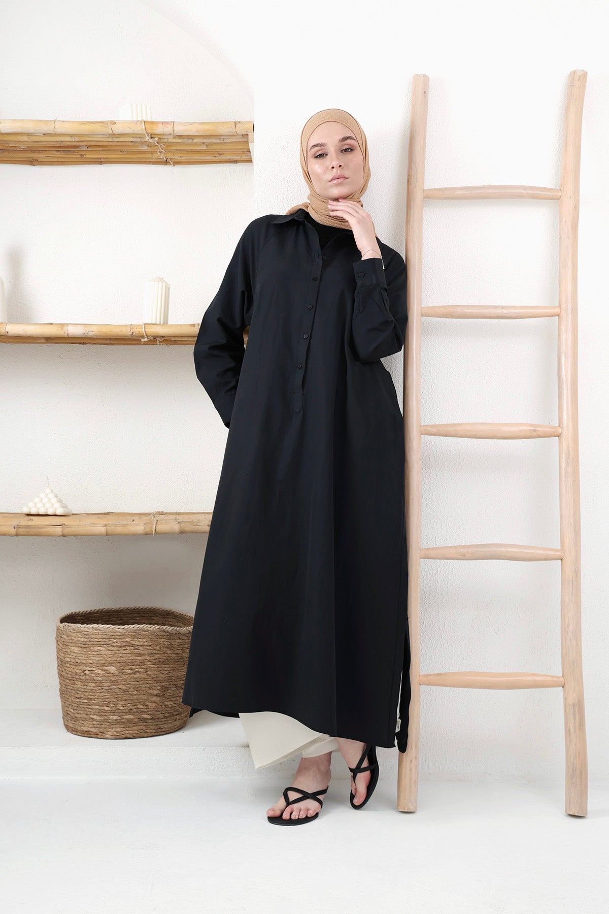 Maxi Shirt With Slits in Black Color