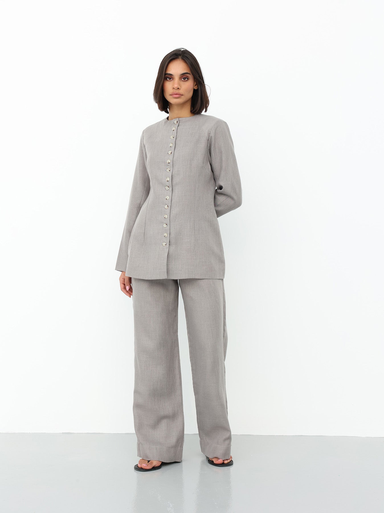 Linen Suit in Gray color