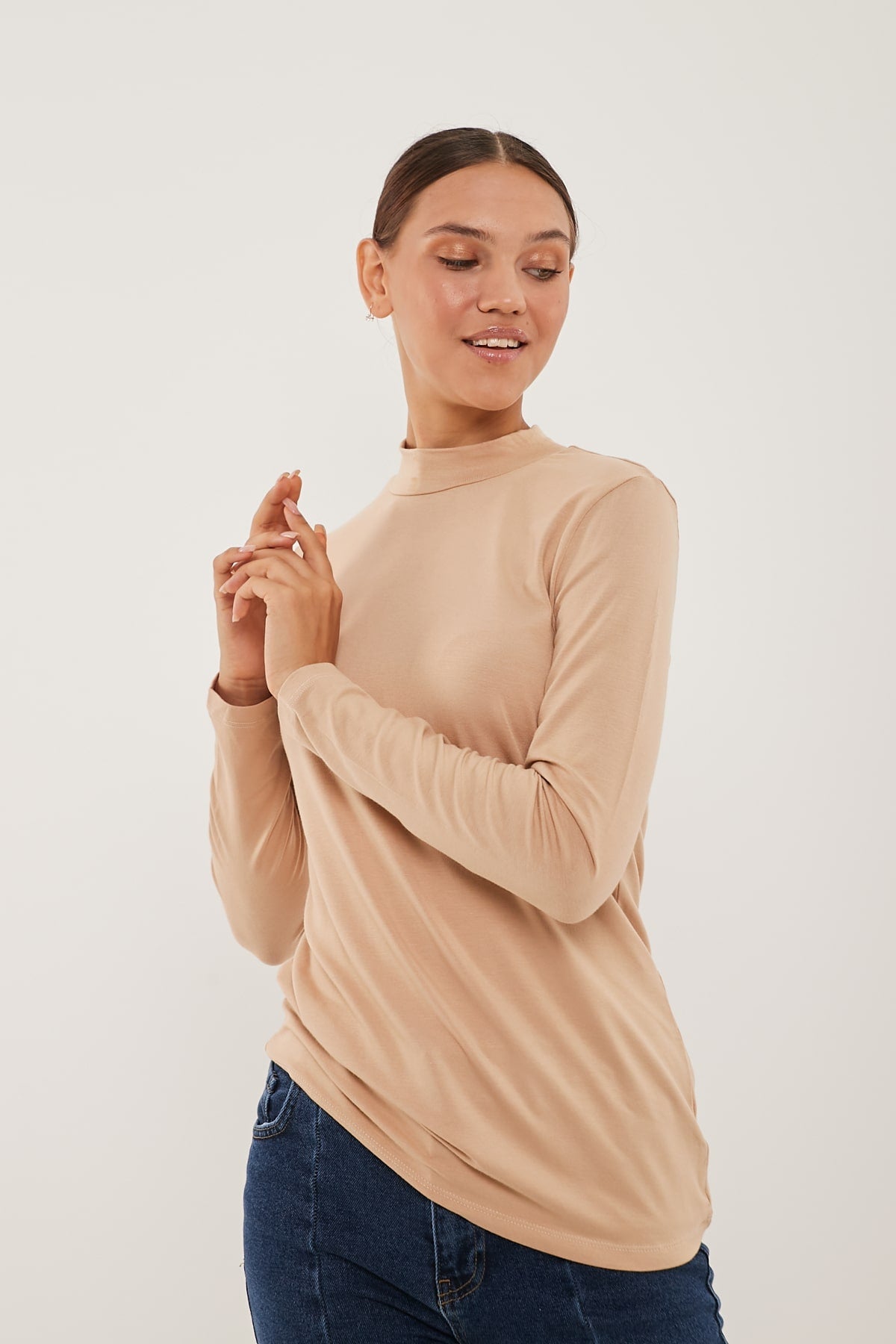 Long Sleeves Basic Top in Beige Color