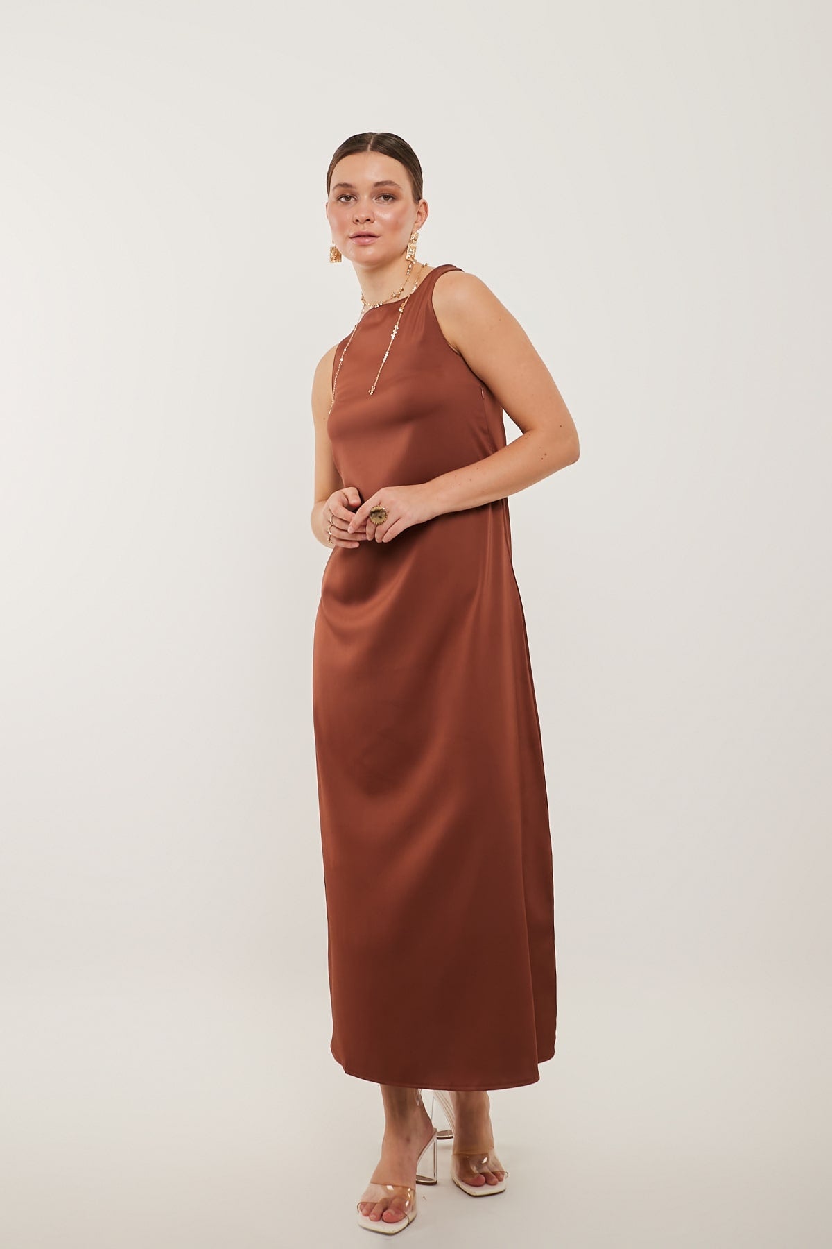 Maxi Basic Dress in Brown Color