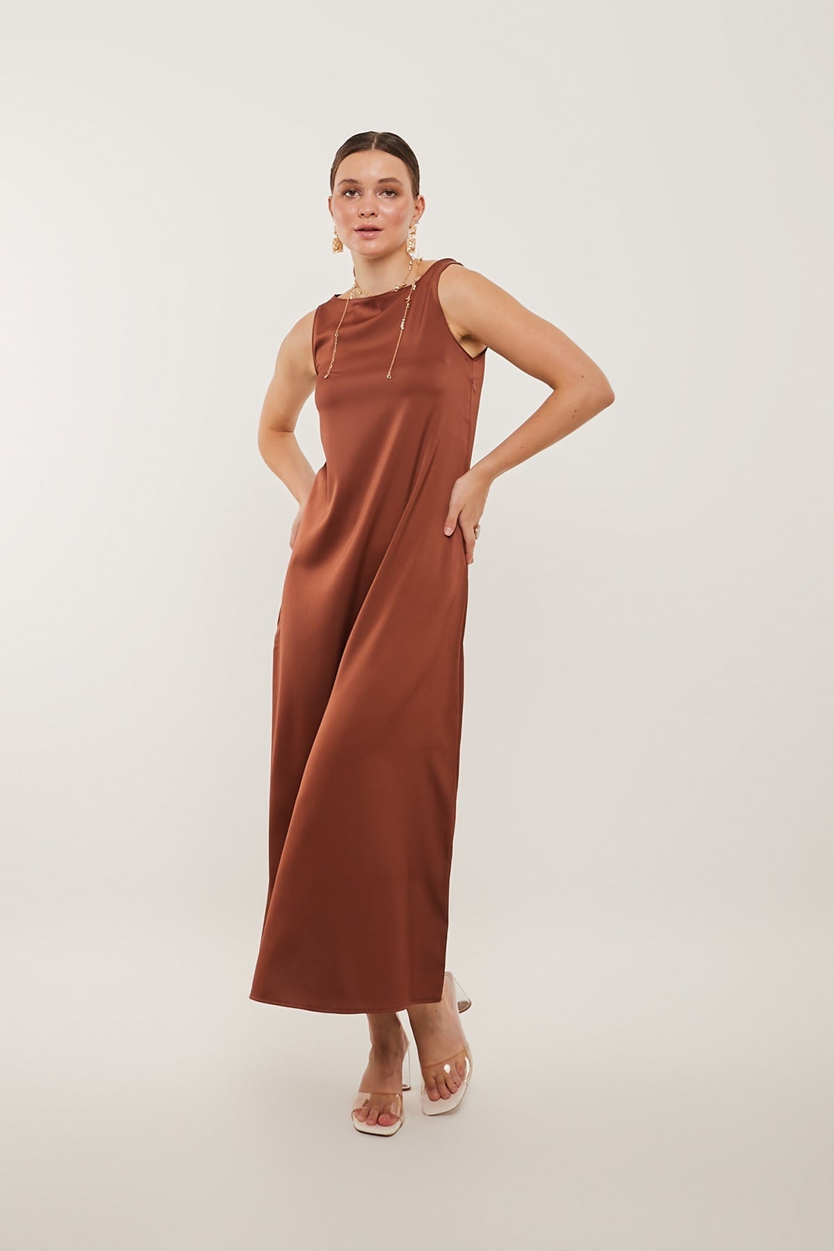 Maxi Basic Dress in Brown Color