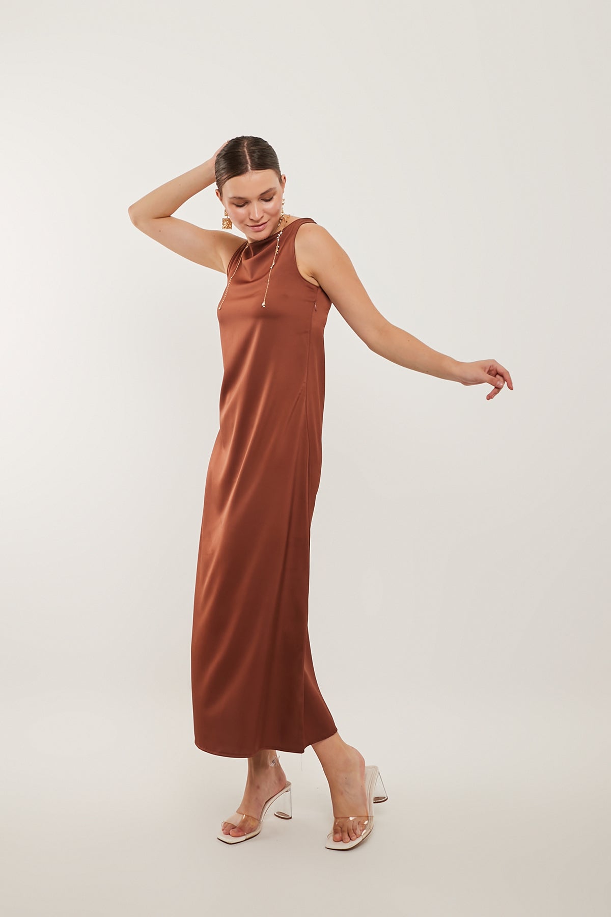 Maxi Basic Dress in Brown Color