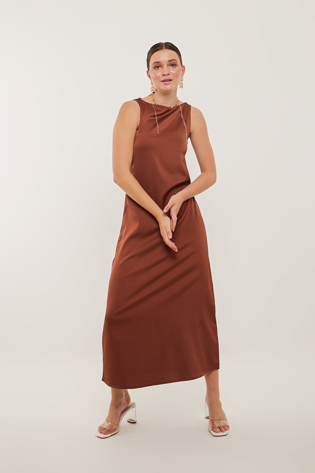 Maxi Basic Dress in Brown Color