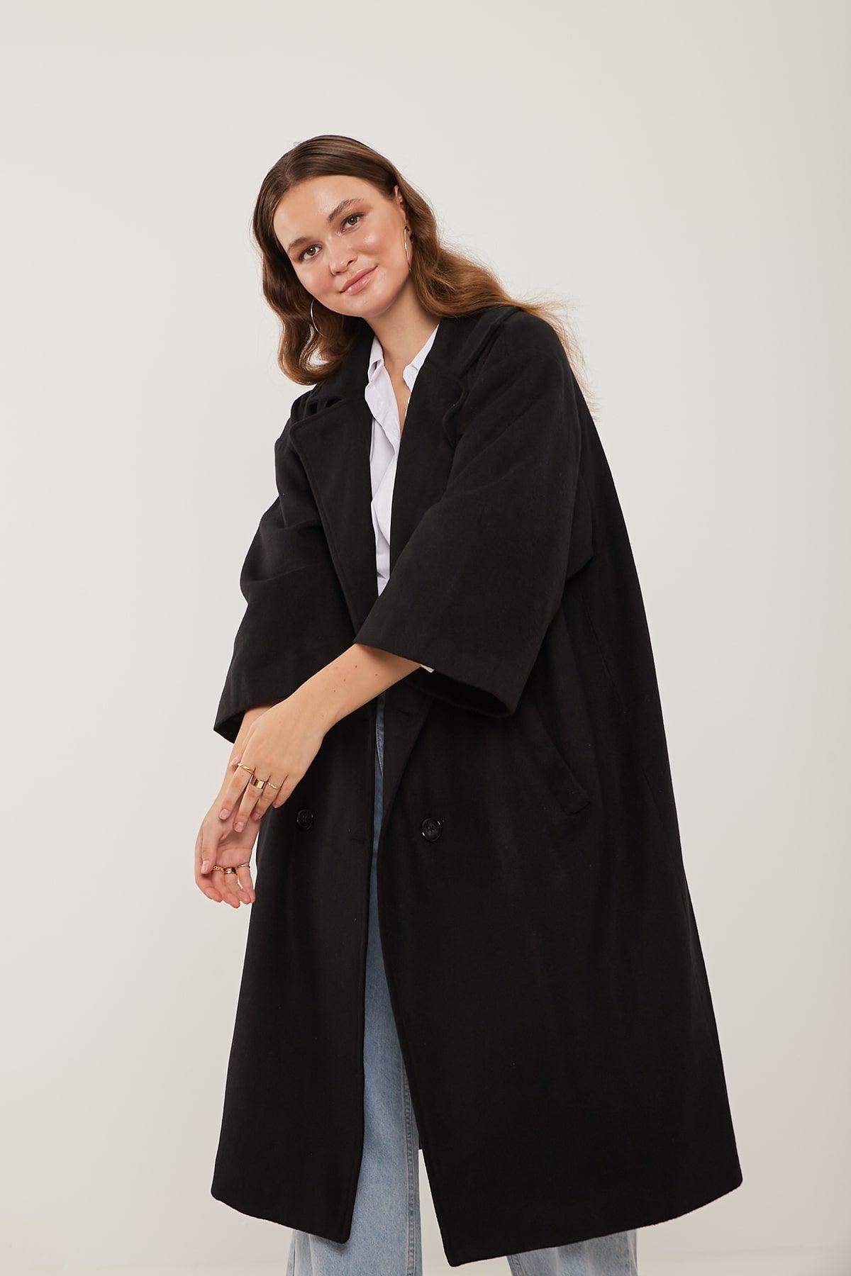 Oversized Cozy Coat in Black Color