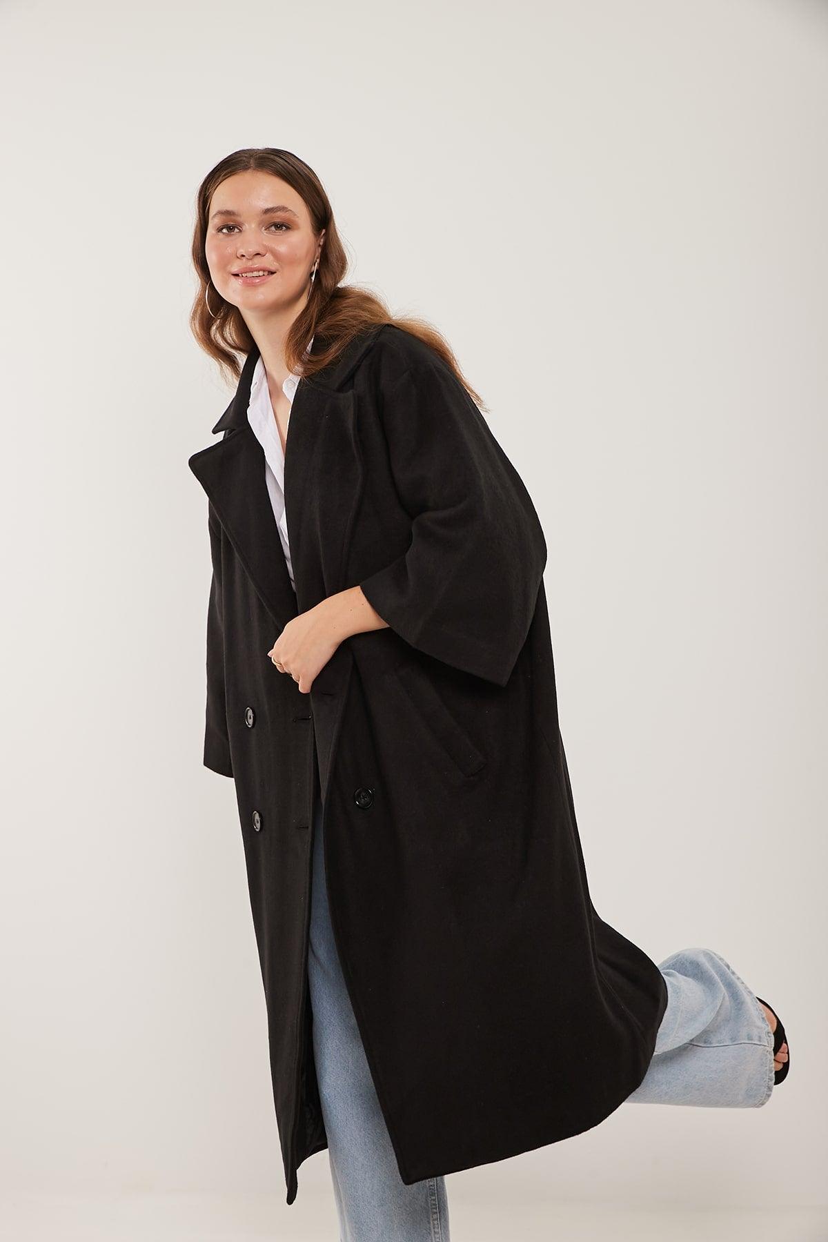 Oversized Cozy Coat in Black Color