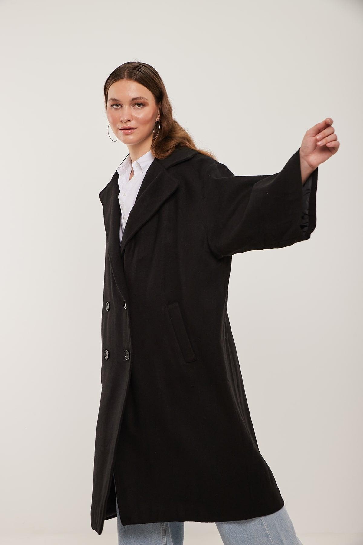 Oversized Cozy Coat in Black Color