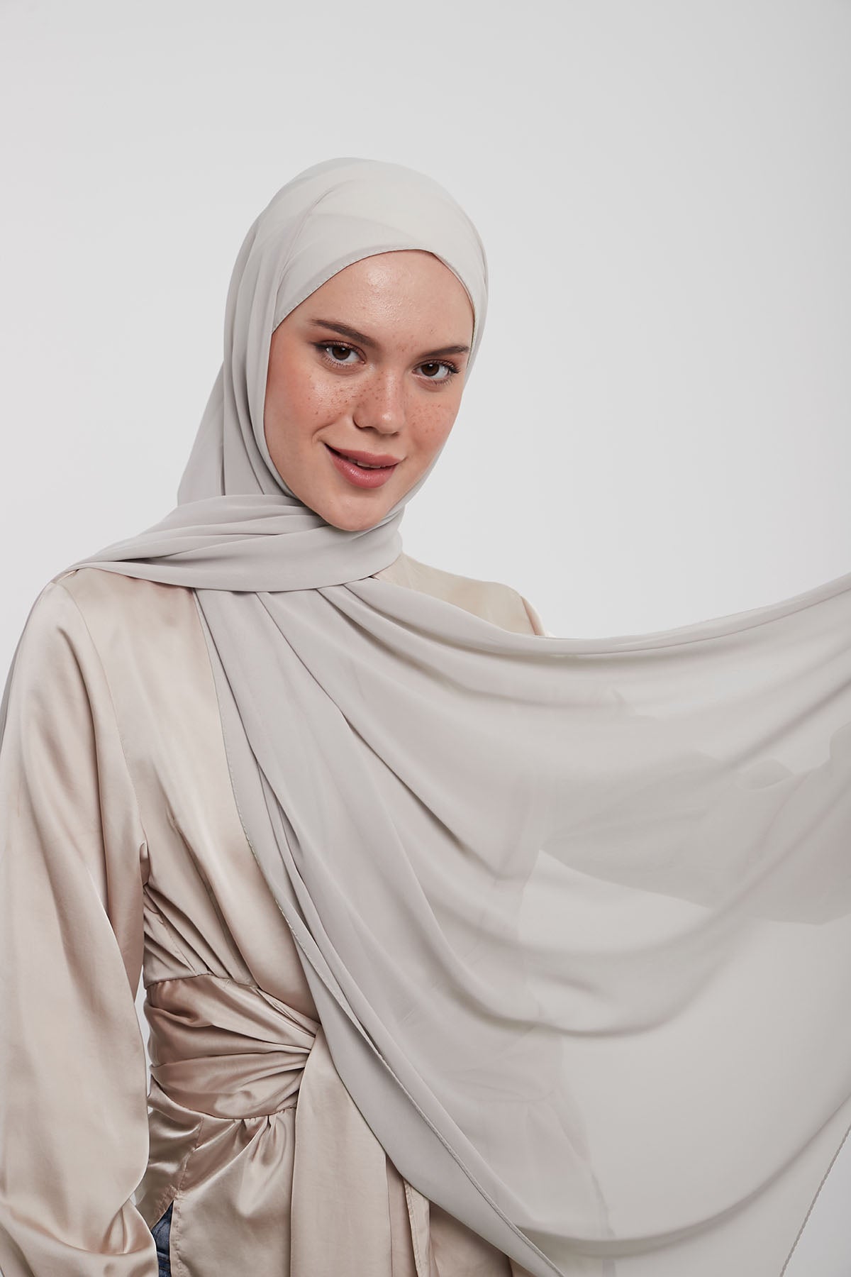 Chiffon Hijab in Iron Color