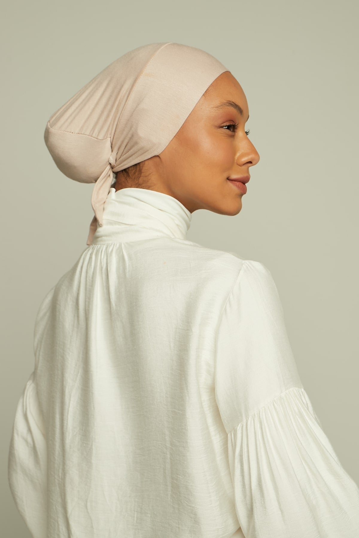 Hat Underscarf in Beige Color