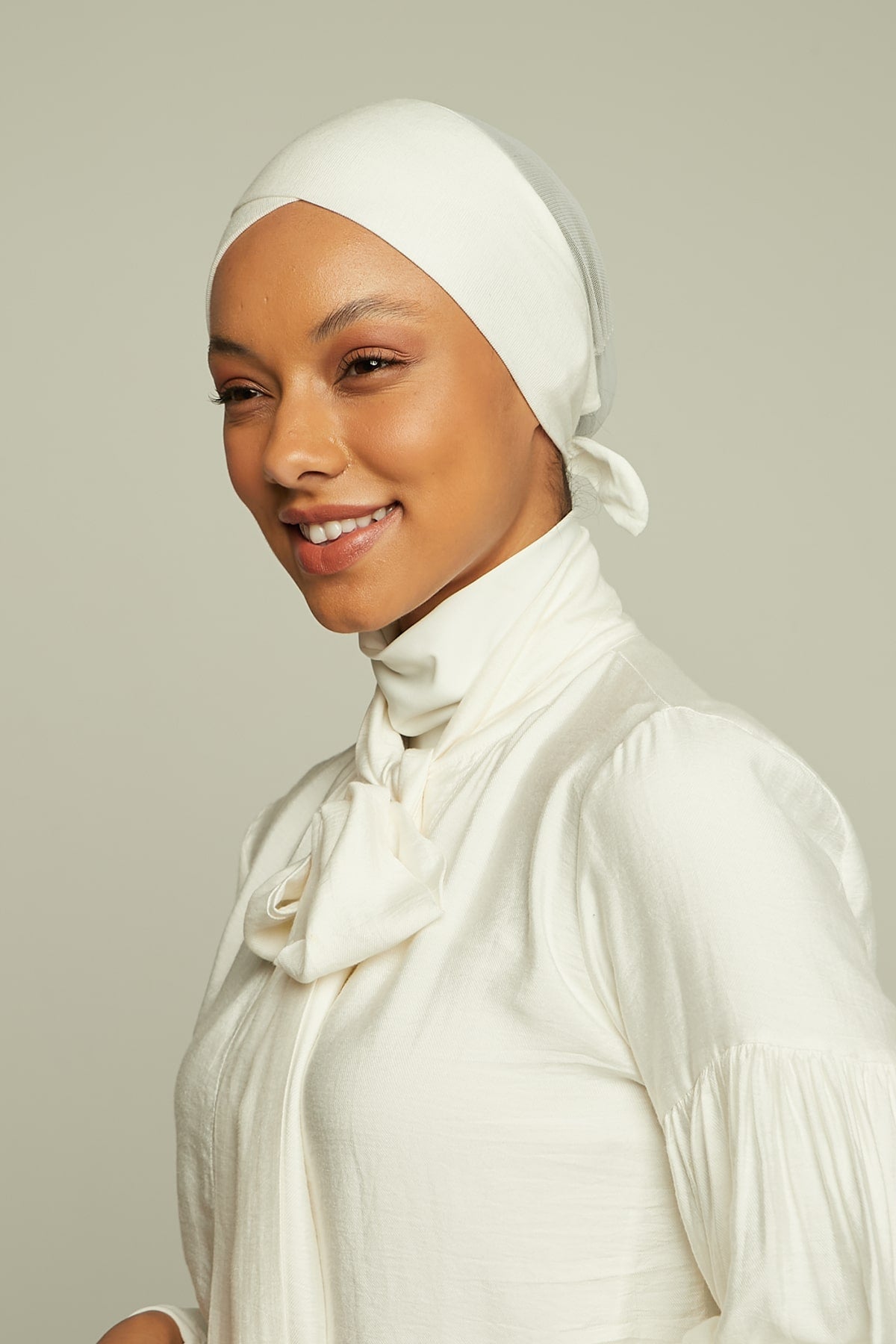 Criss-Cross Mesh Underscarf in White Color