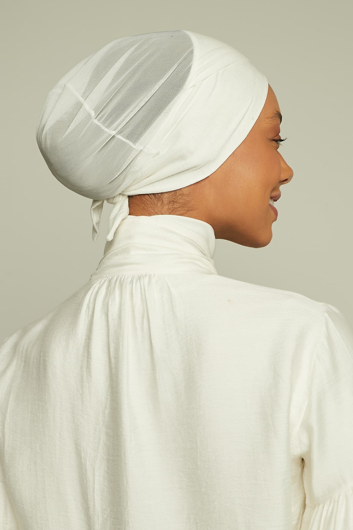 Criss-Cross Mesh Underscarf in White Color