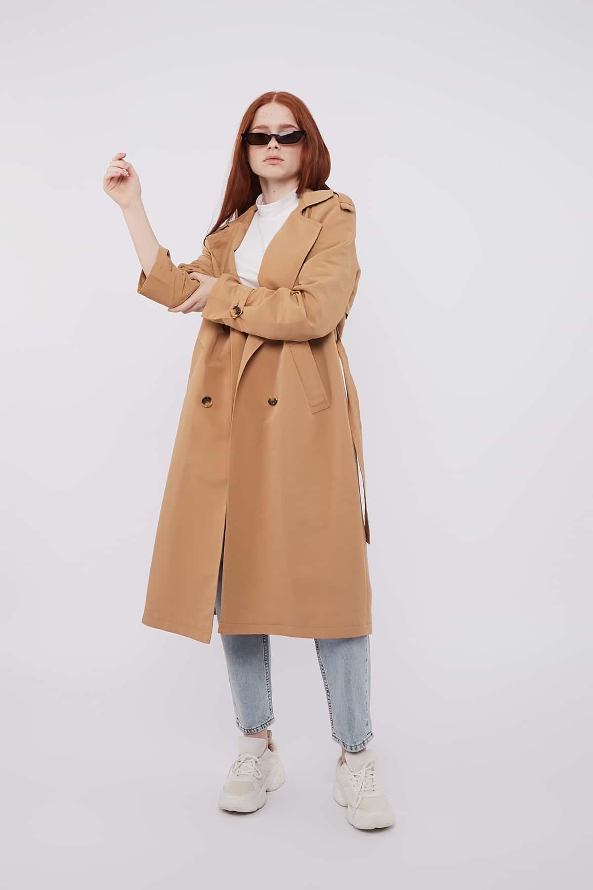 Elegant Trench Coat in Beige Color